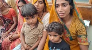 बदायूं: मेंथा फैक्ट्री में लापता मुनेन्द्र का छह दिन बाद भी नहीं मिला शव, परिजनों में आक्रोश